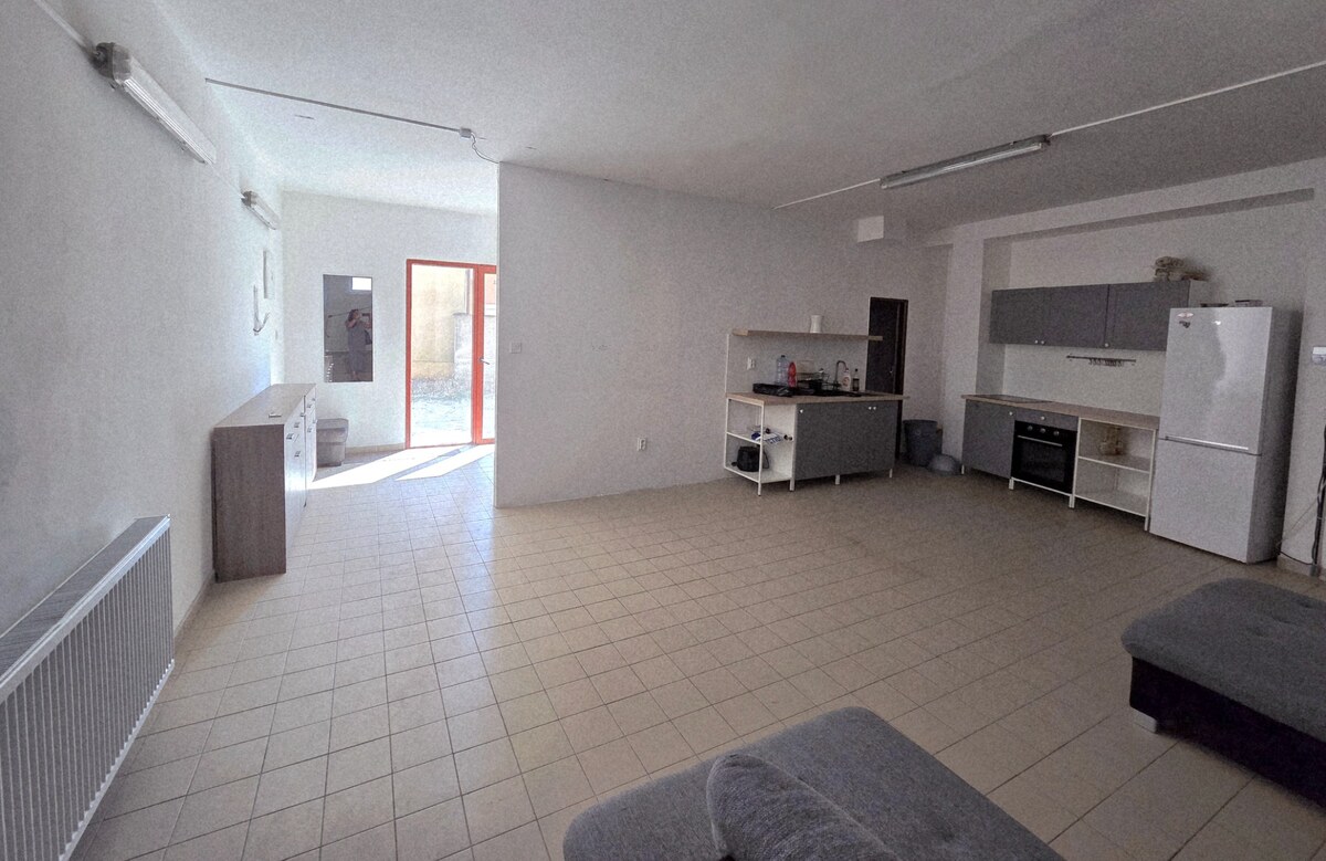 Výnimočná investičná príležitosť mezonetový byt + hospodárska budova — foto 5