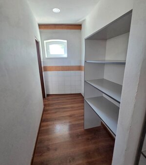Výnimočná investičná príležitosť mezonetový byt + hospodárska budova — foto 10