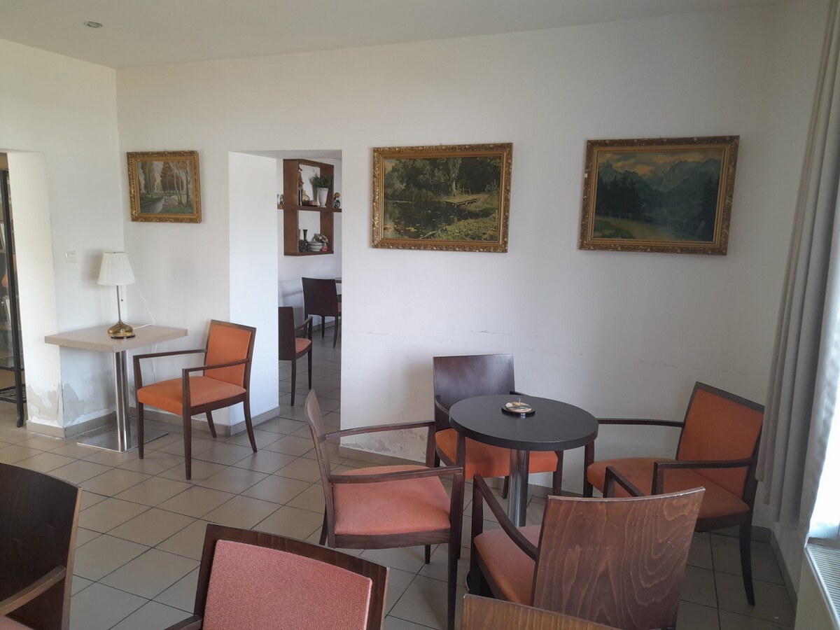 Podnikateľský priestor - kaviareň Šurany — foto 16