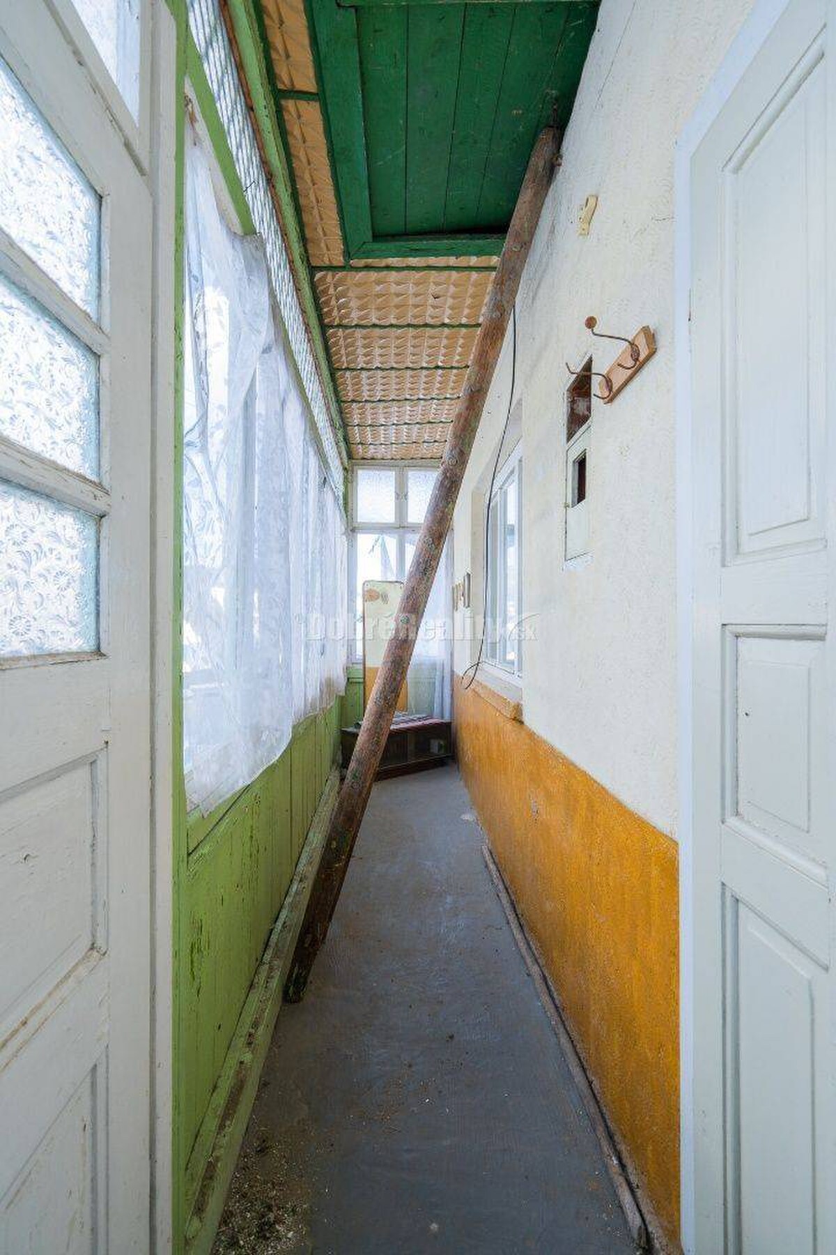 PREDAJ: GEMERSKÝ DVOR V REJDOVEJ — foto 10