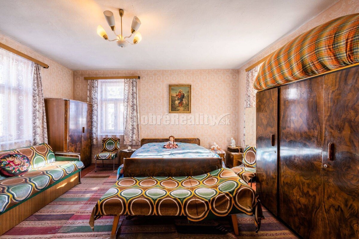 PREDAJ: GEMERSKÝ DVOR V REJDOVEJ — foto 3