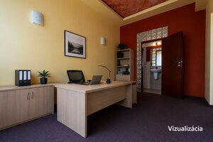 PRENÁJOM: Kancelária alebo priestor pre služby, 21 m², Brezno — foto 3