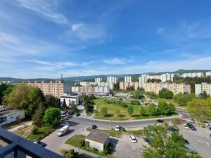 PRENÁJOM: VEĽKÝ 1,5 IZBOVÝ BYT S LOGGIOU, SÁSOVÁ — foto 14