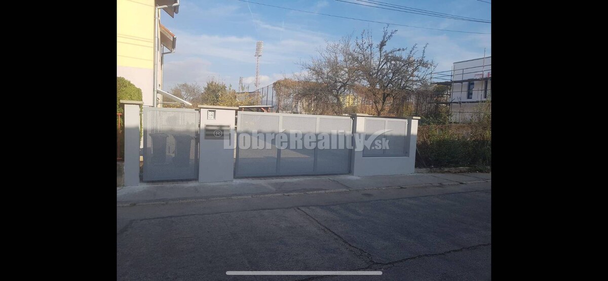 Na prenájom nádherný 3 izbovy byt v Prievidzi — foto 7