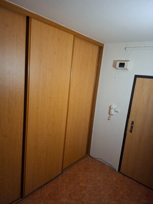 Predaj 2-izbového bytu 68 m2, T. Vansovej,  Nové Zámky ! — foto 5