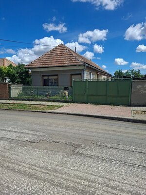 Rodinný dom na predaj v obci Bešeňov o. Nové Zámky ! — foto 2