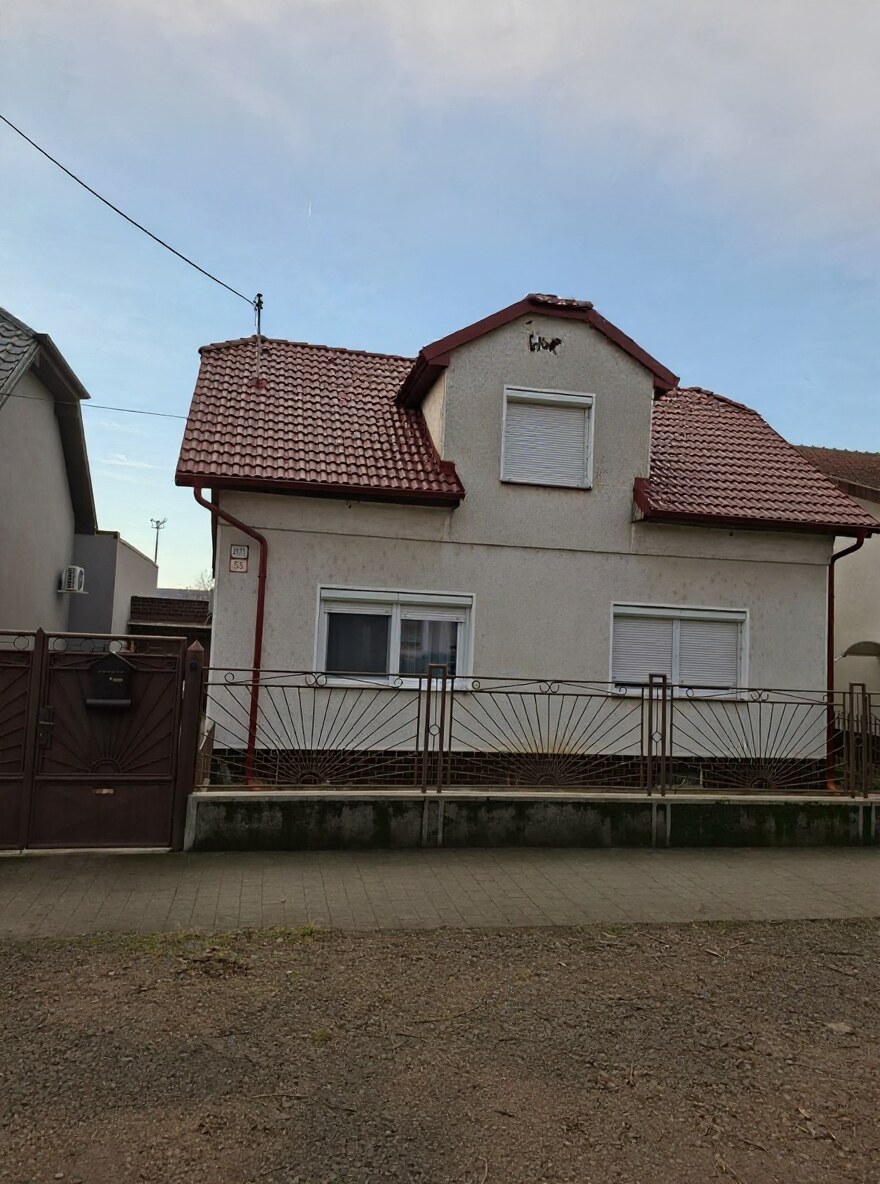 Predaj rodinného domu, ul. Považská,  Nové Zámky !