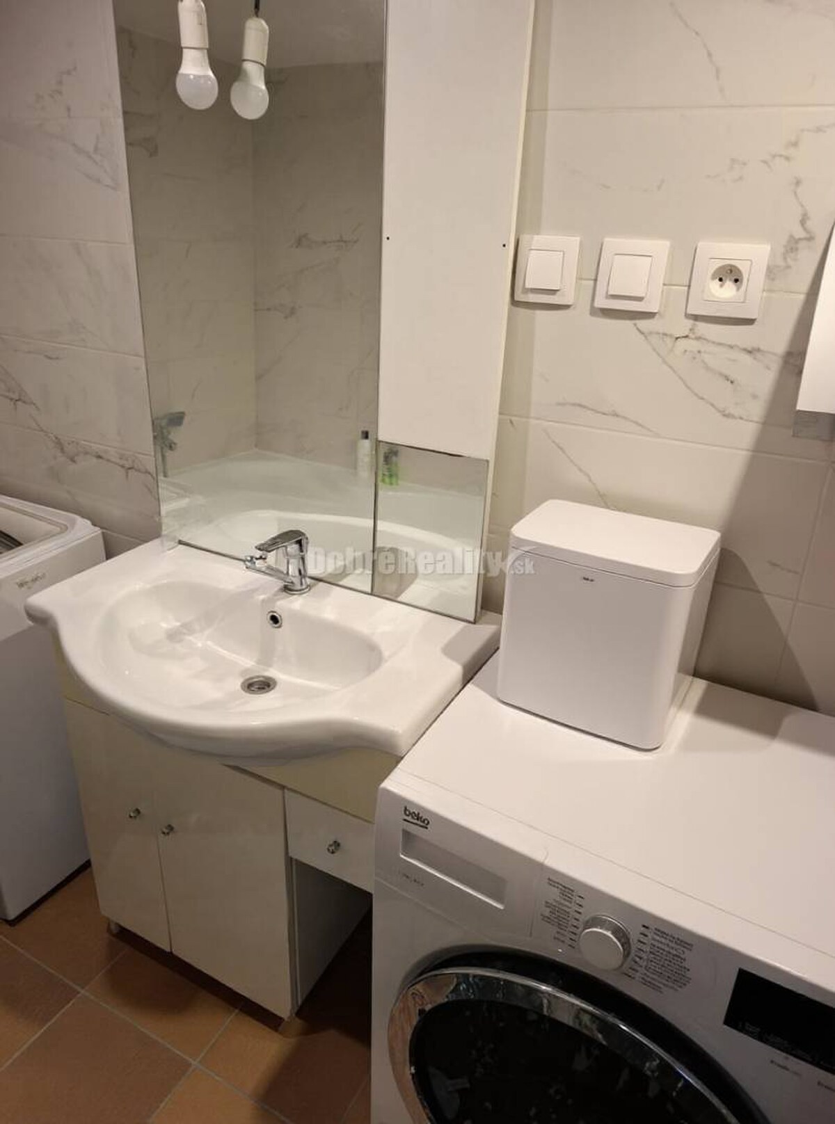Predaj rodinného domu, ul. Považská,  Nové Zámky ! — foto 17
