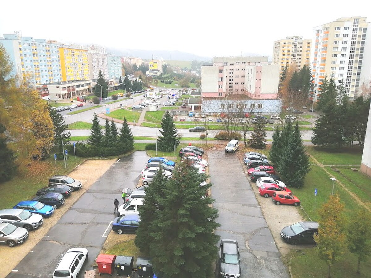 PRENÁJOM: NÁDHERNÝ, VEĽKÝ 3 IZBOVÝ BYT S LOGGIOU, SÁSOVÁ — foto 16