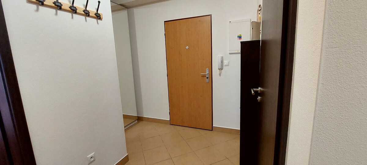 PRENÁJOM: SLNEČNÝ 3 IZBOVÝ BYT S BALKÓNOM A PARKOVANÍM, CENTRUM — foto 12