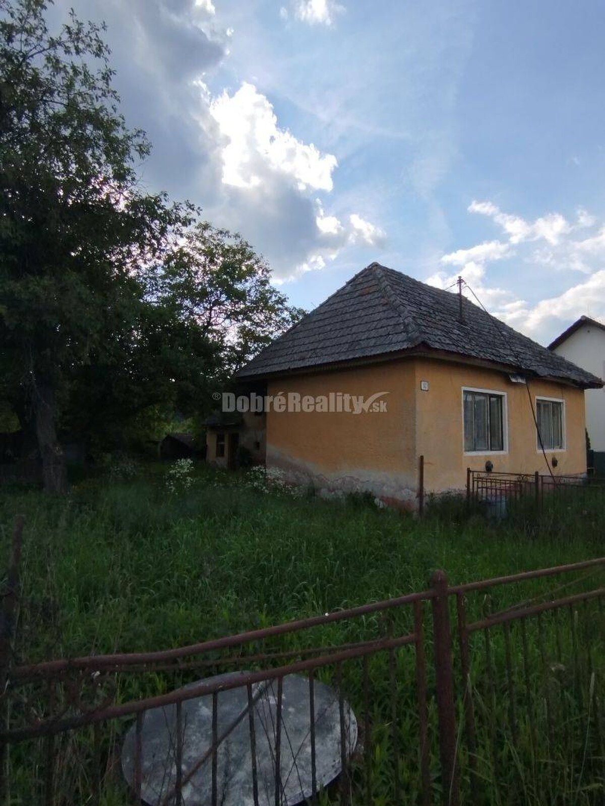 PREDAJ VEĽKÉHO STAVEBNÉHO POZEMKU S RODINNÝM DOMOM ZA CENU POZEMKU – N — foto 3