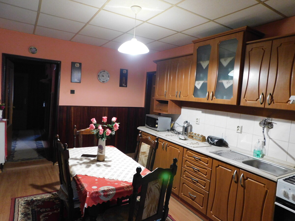 Ponúkame na predaj 5 -izb. rodinný dom vo Dvoroch nad Žitavou. — foto 7
