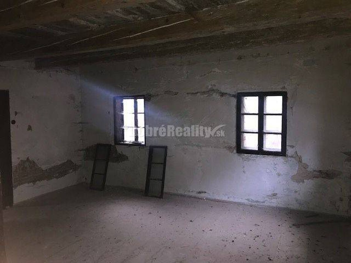 PREDAJ POSLEDNÁ pôvodná banícka  drevenica 216m2, Kremnické Bane, Krem — foto 8