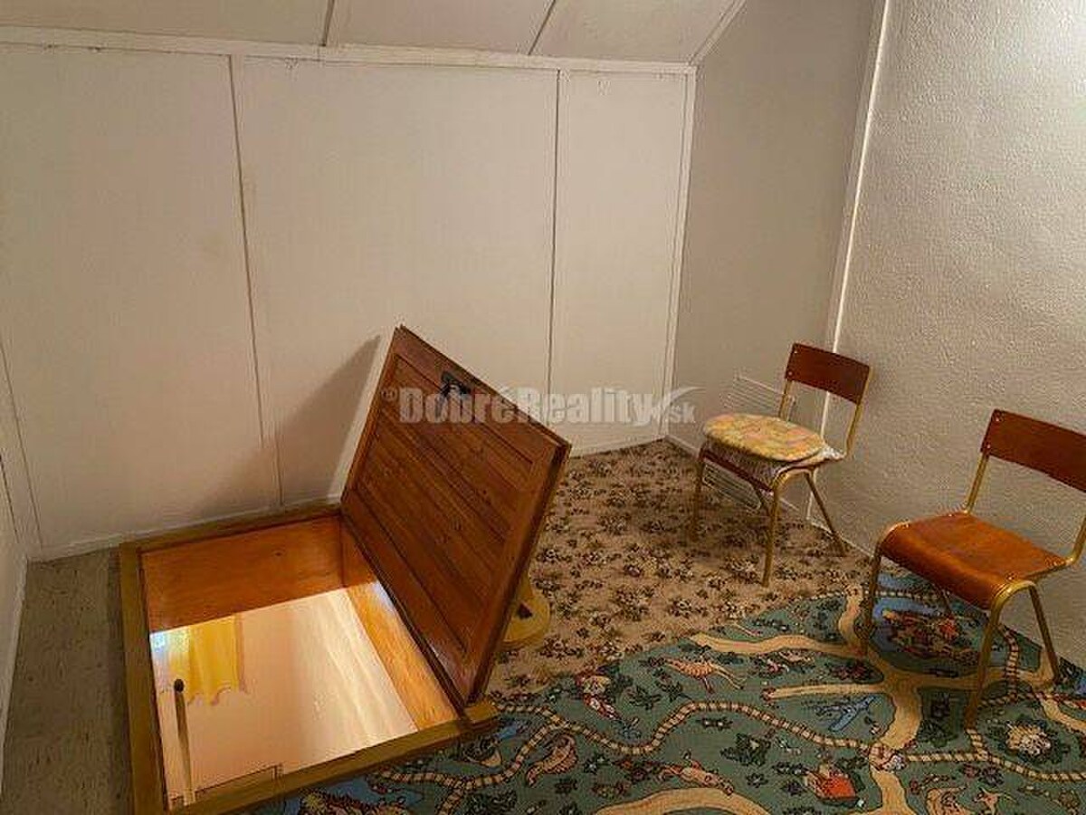 PREDAJ : Rodinný dom Zlaté Moravce — foto 16