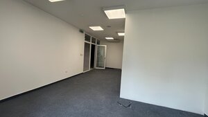 KLINIKA- medicínske priestory v centre Prievidze (200-400 m2) — foto 9