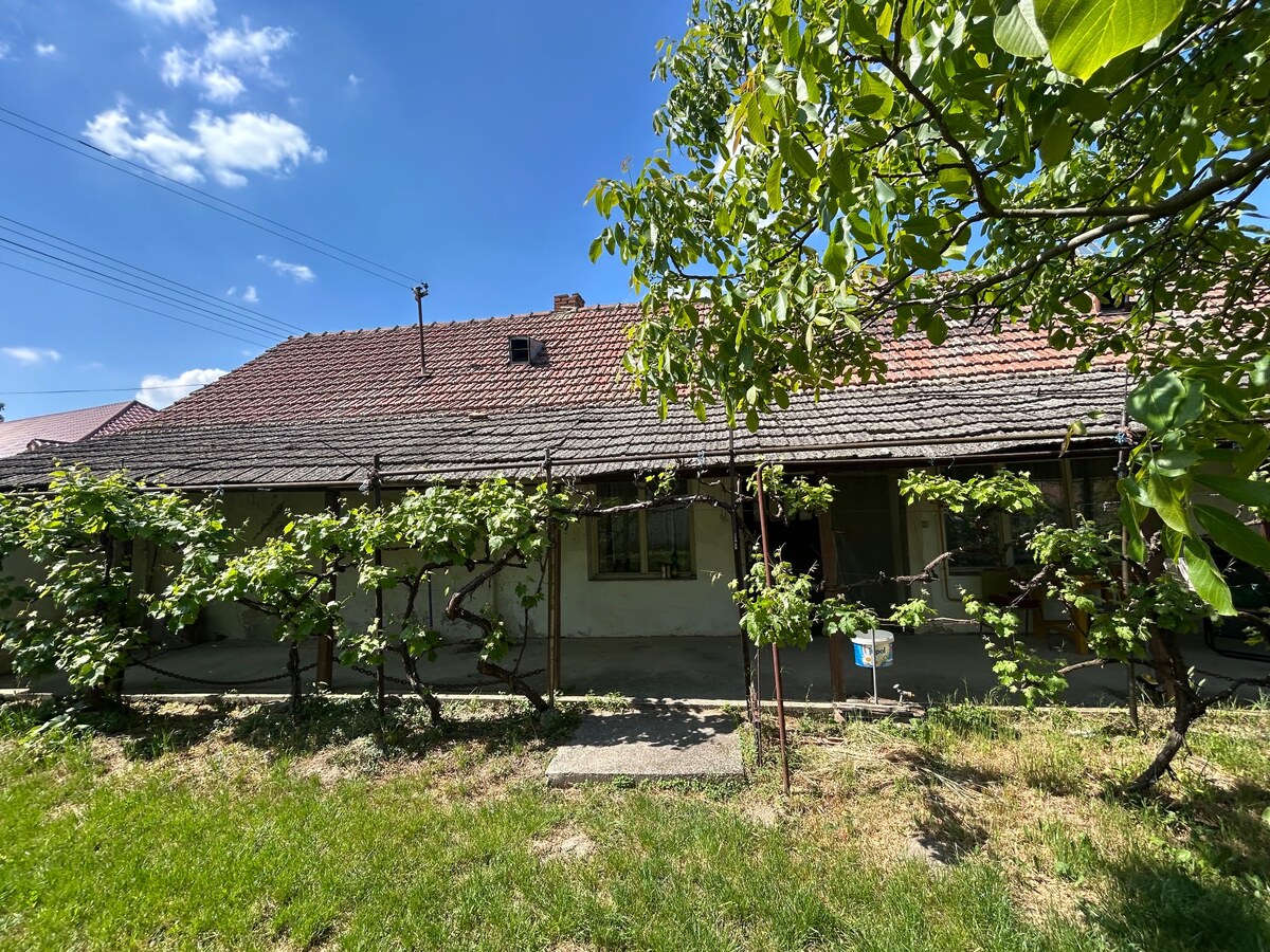 Novinka v obci Neded, atmosférická chalupa s dušou kúsok od Váhu. — foto 2