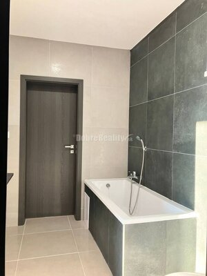 Ponúkame Vám na predaj 3 - izbový rodinný dom po kompletnej rekonštruk — foto 5