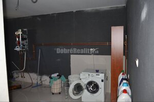 Dobré Reality ponúkajú luxusný dom s veľkým pozemkom — foto 19