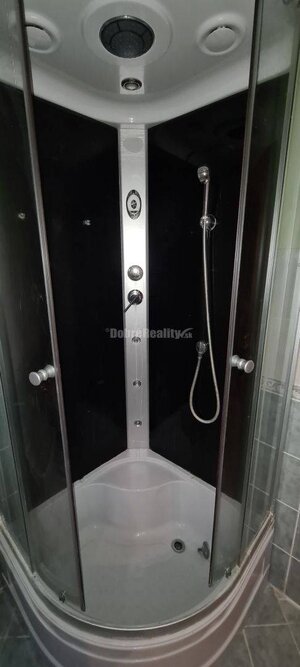 Dobré reality - znížená cena RD s veľkým pozemkom 2455 m2 v kľudnej ča — foto 14
