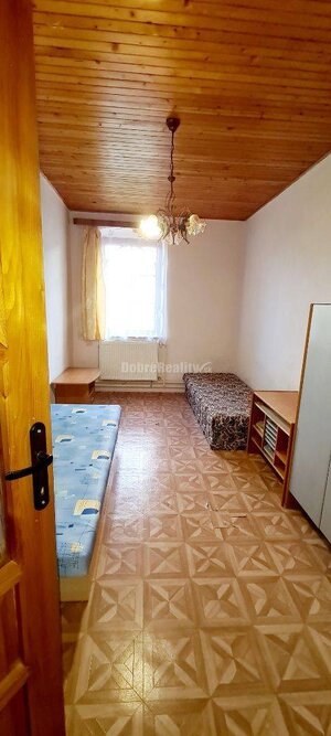 Dobré reality - znížená cena RD s veľkým pozemkom 2455 m2 v kľudnej ča — foto 15