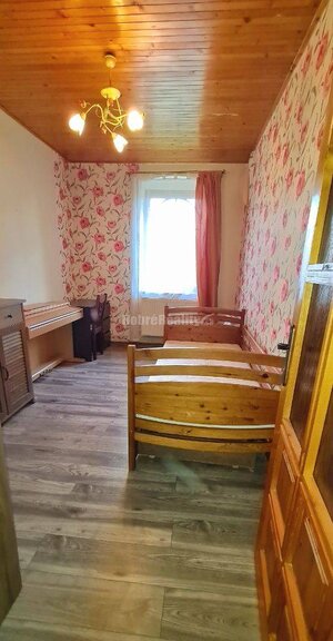 Dobré reality - znížená cena RD s veľkým pozemkom 2455 m2 v kľudnej ča — foto 16