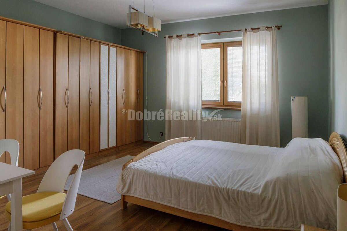 Ponúkame na predaj 2 rodinné domy na jednom pozemku v obci Dvory nad Ž — foto 6