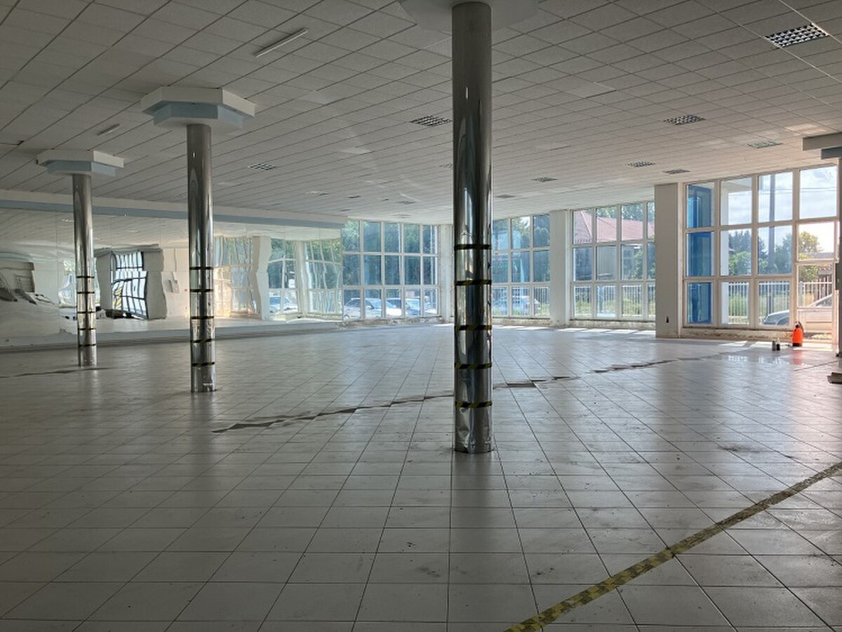 RK Dobré reality prenajíma polyfunkčný objekt v Hurbanove — foto 3