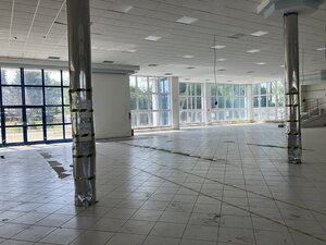 RK Dobré reality prenajíma polyfunkčný objekt v Hurbanove — foto 6