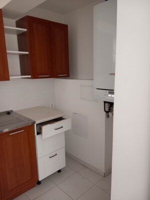 Nájomné priestory v centre Šale — foto 4