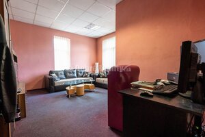 VEĽKORYSÝ MULTIFUNKČNÝ PRIESTOR S GALÉRIOU, 815 m², CENTRUM BREZNA — foto 9