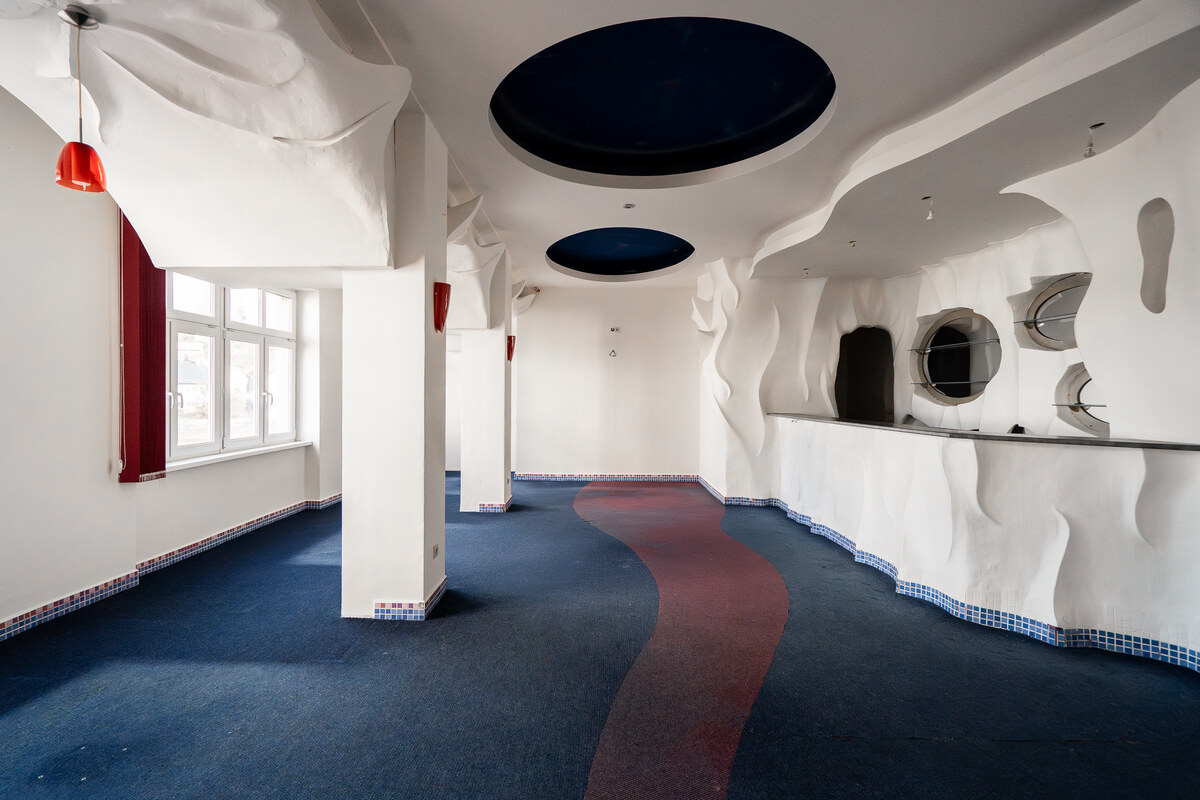 PREDAJ: Sokolovňa – komerčná budova v centre Brezna | 1 395 m² — foto 8