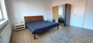 PRENÁJOM: VEĽKOMETRÁŽNY 2 IZBOVÝ BYT S 2 LOGGIAMI, CENTRUM — foto 2