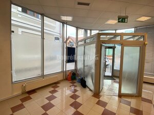 Na prenájom exkluzívne komerčné priestory v centre Rimavskej Soboty — foto 6