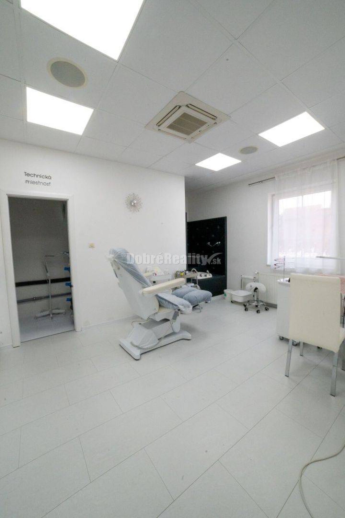 Krásne priestory na podnikanie do prenájmu v centre Rimavskej Soboty — foto 10