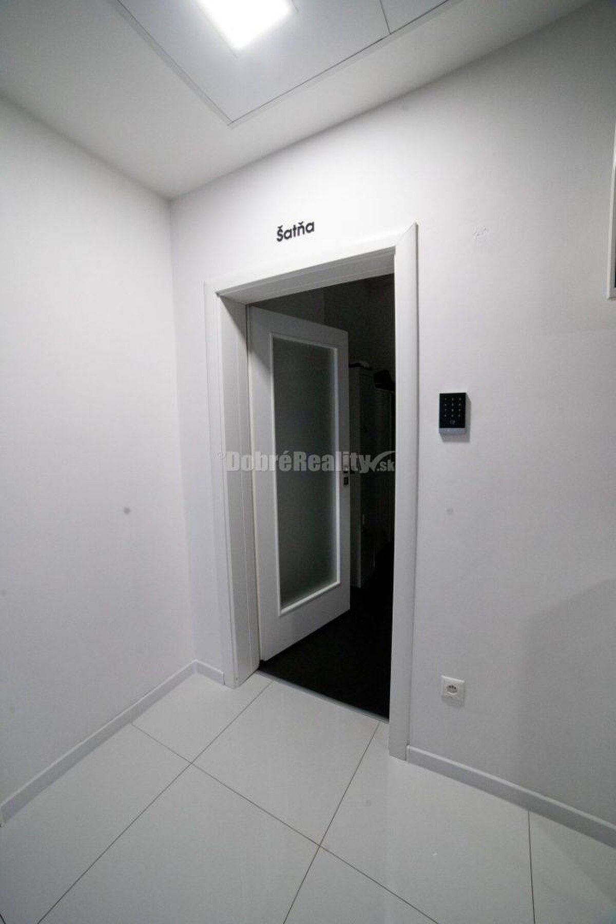 Krásne priestory na podnikanie do prenájmu v centre Rimavskej Soboty — foto 14