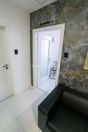 Krásne priestory na podnikanie do prenájmu v centre Rimavskej Soboty — foto 9