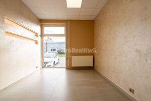 Obchodný alebo administratívny priestor, 160 m2, Banská Bystrica — foto 5