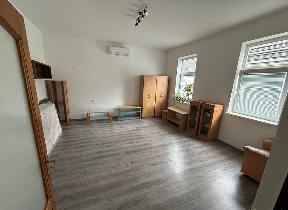RK Dobré reality prenajíma rodinný dom v Šuranoch — foto 7