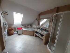 Nadštandartný 6 izbový rodinný dom v Nových Zámkoch — foto 15