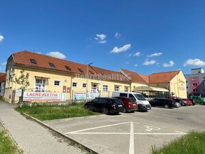 Na predaj veľká, lukratívna komerčná budova v centre Rimavskej Soboty — foto 7