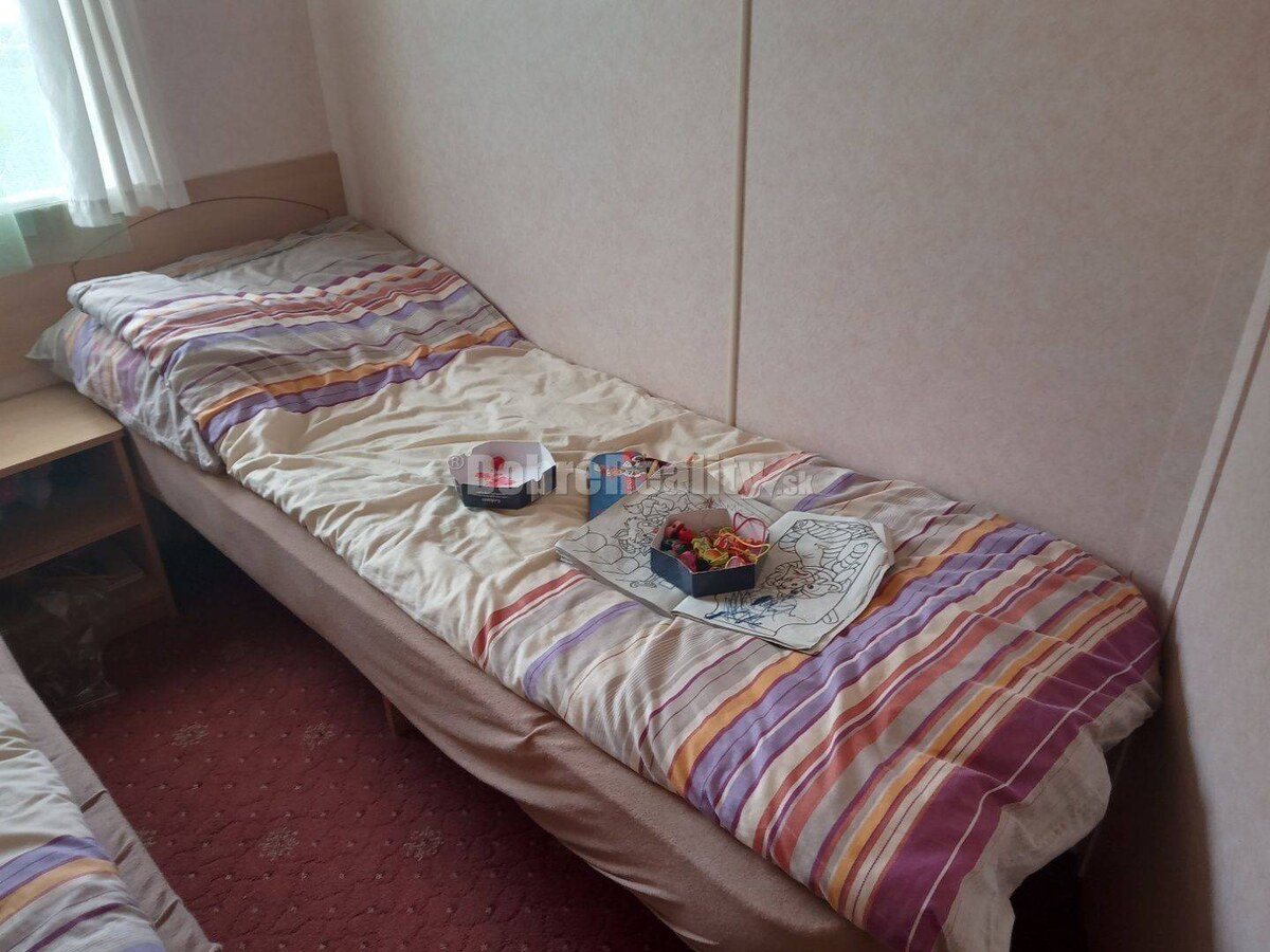 Parádny pozemok s mobilným domom na predaj — foto 3