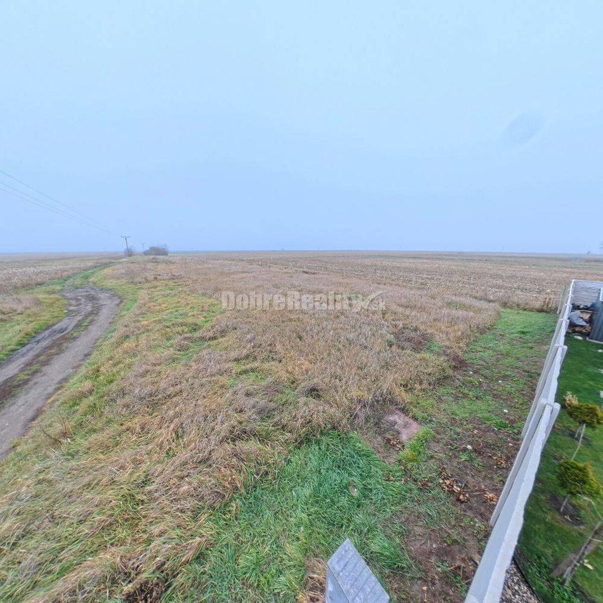 Dobré Reality – Stavebný pozemok 884 m² – Želiezovce, časť Mikula — foto 2