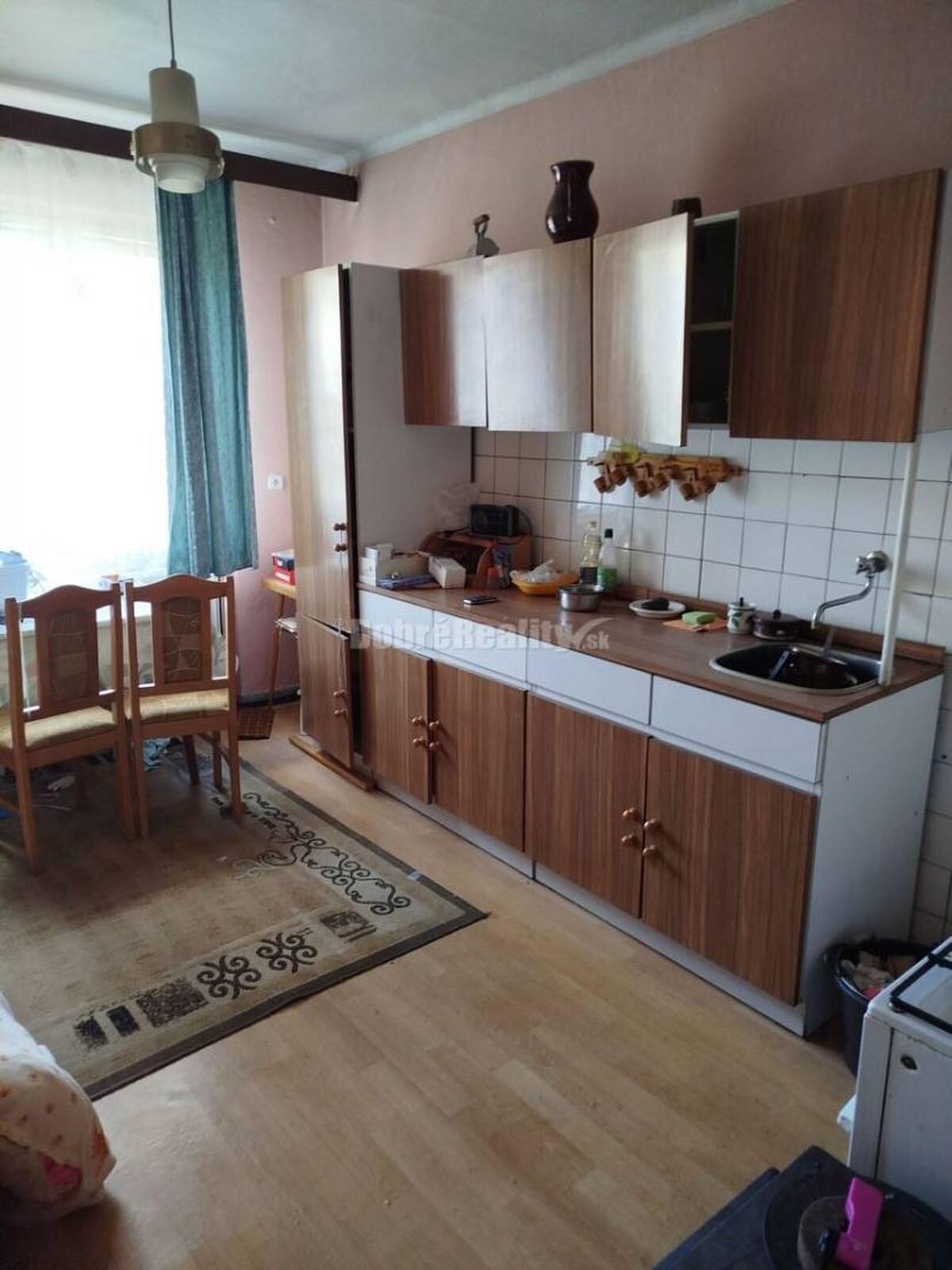Rodinný  dom s veľkým pozemkom v tichom a krásnom prostredí pod Považs — foto 15