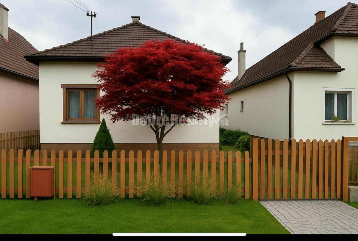 Rodinný  dom s veľkým pozemkom v tichom a krásnom prostredí pod Považs — foto 2