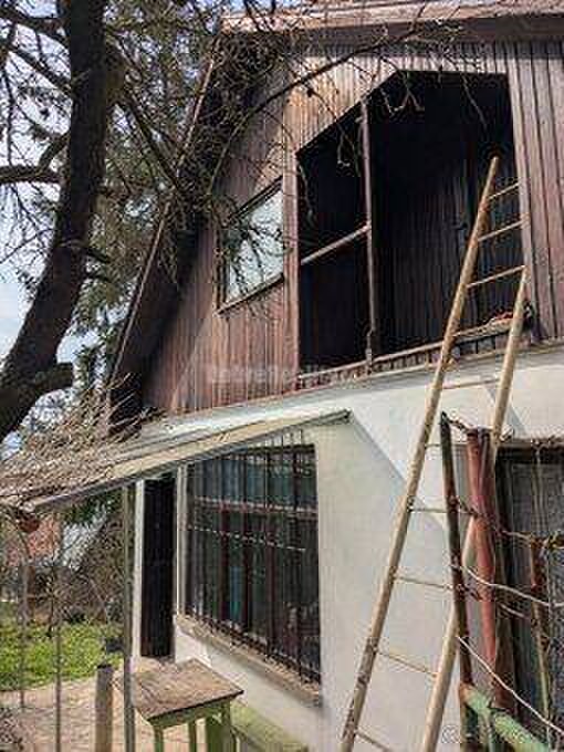 Dobré Reality ponúkajú na predaj viničný domček v tichej lokalite Star — foto 8