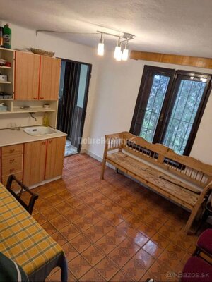 Dobré Reality ponúkajú na predaj viničný domček v tichej lokalite Star — foto 11