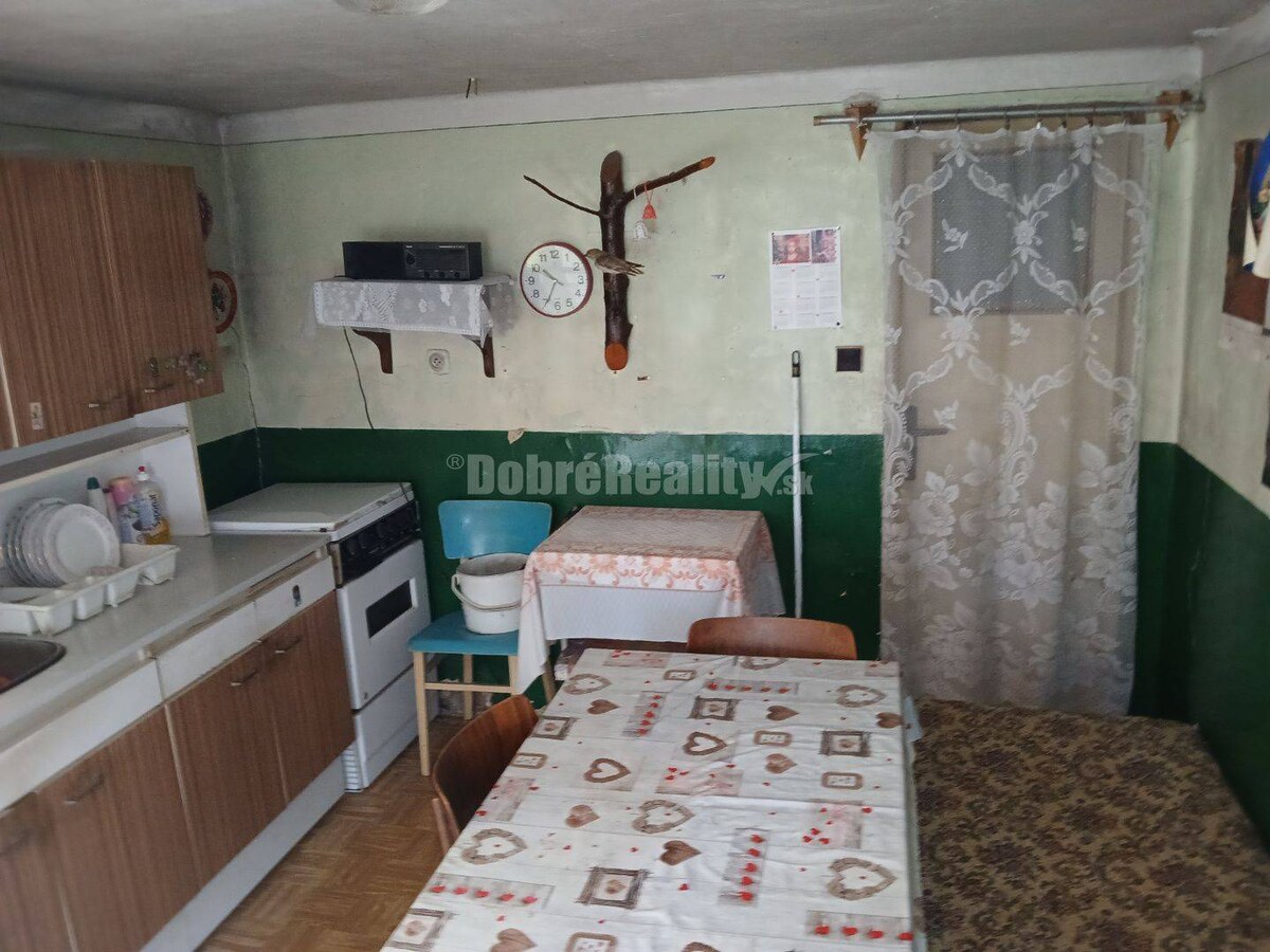DOBRÉ REALITY  - Vidiecky dom v obci Farná — foto 5