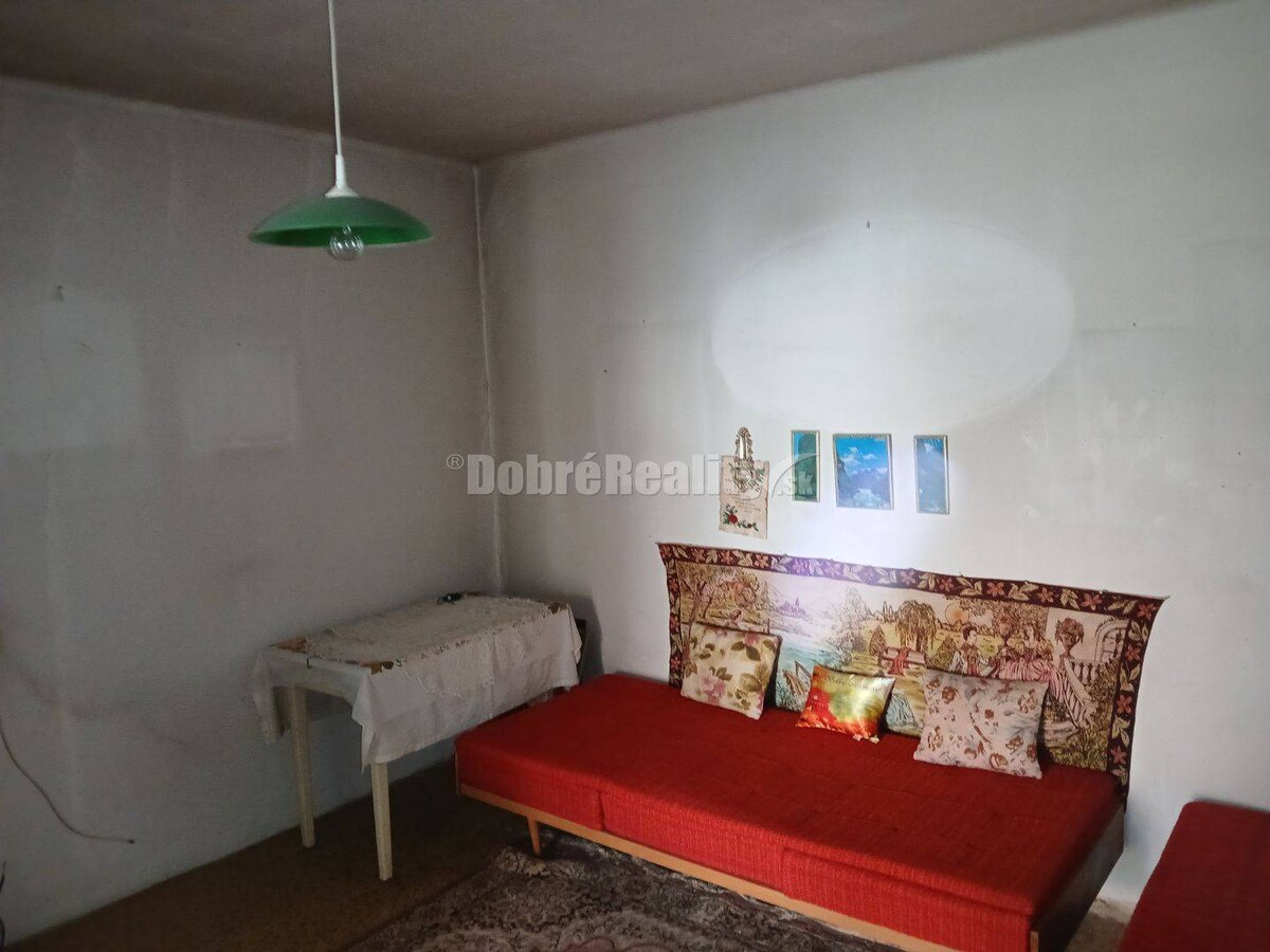 DOBRÉ REALITY  - Vidiecky dom v obci Farná — foto 8