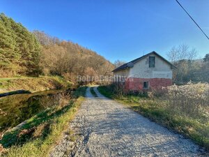 Pozemok s veľkým potenciálom v Klenovci — foto 4