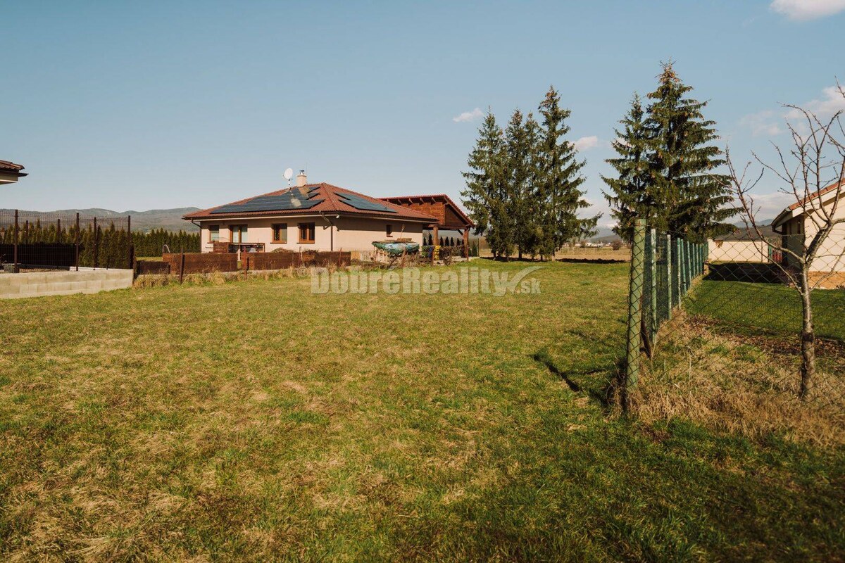 PREDAJ: Pozemok pre výstavbu rodinného domu vo Veľkej Lúke, 593 m2, ok — foto 4